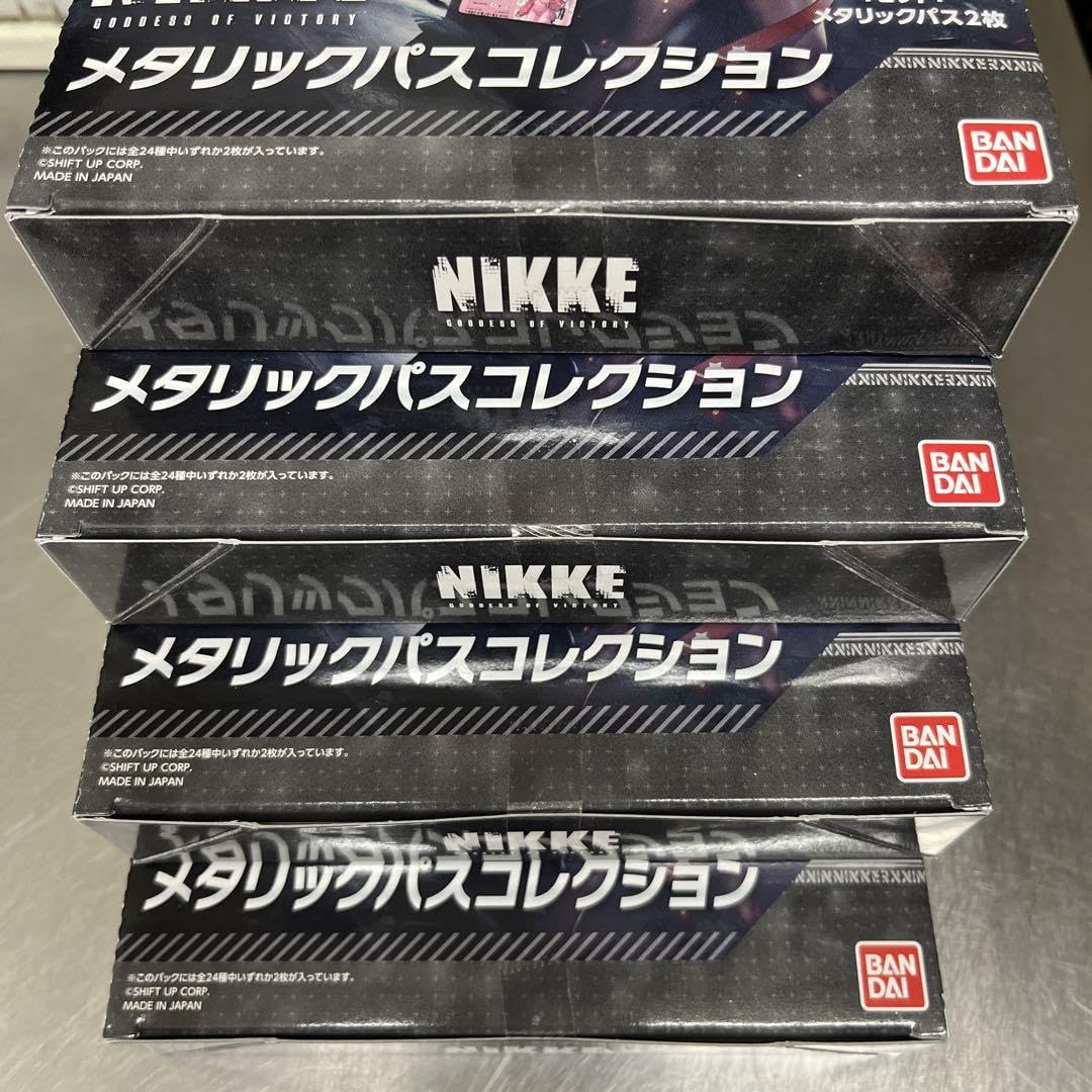 nikke メタリックパスコレクション 4box 背中で魅せるガンガールRPG！『勝利の女神：NIKKE』の美麗